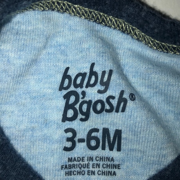 Boys onsie. Size 3-6M - Picture 2 of 2